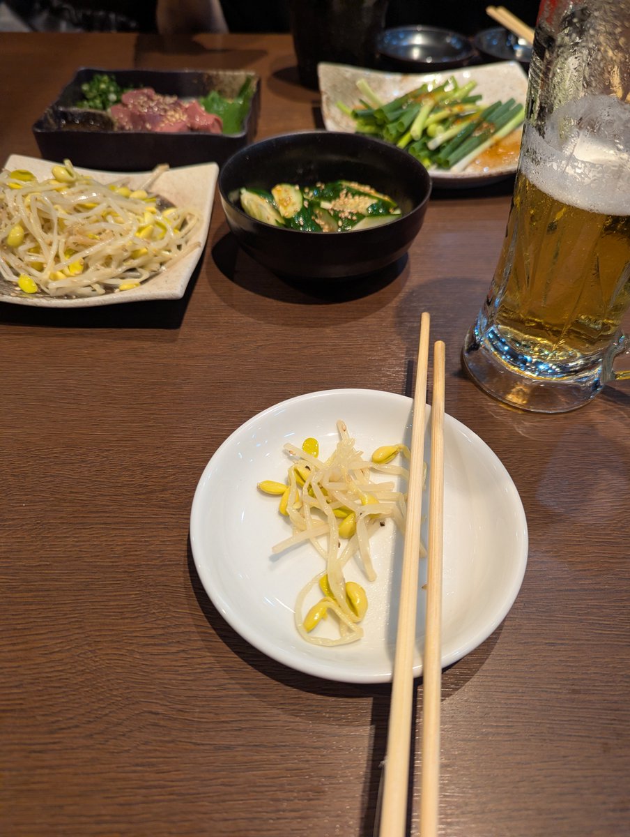yasu198377's tweet photo. 絶望キネマのライブ後はご飯がウマい🍺 https://t.co/EQeldqrUez