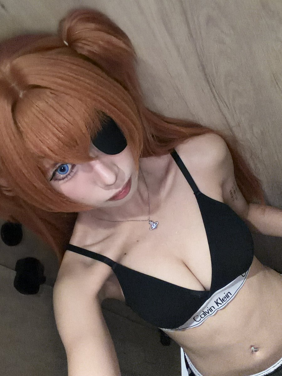 _0x0_911_'s tweet photo. 明日香的內衣原來是ck?! https://t.co/4Znv3Dc8xW