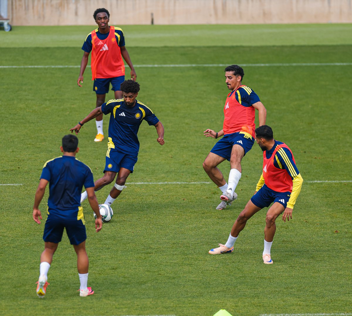 AlNassrFC's tweet photo. نحن #النصر .. نحن الفخر .. نحن الفرسان 💛 https://t.co/nt2bB9wFy2