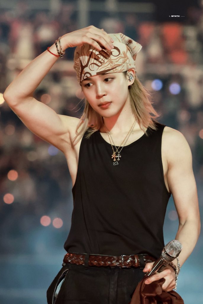 JiminLatinoFB's tweet photo. @TouchlineX @RU_PJMs Está en 15 mil dólares así que 🫣🥳 sin duda el impacto de un artista de la talla de Jimin es enorme. Para quienes no lo conocen es el primer artista coreano en llegar al Número Uno del Hot 100 🇺🇸 https://t.co/qF9ue70UW1