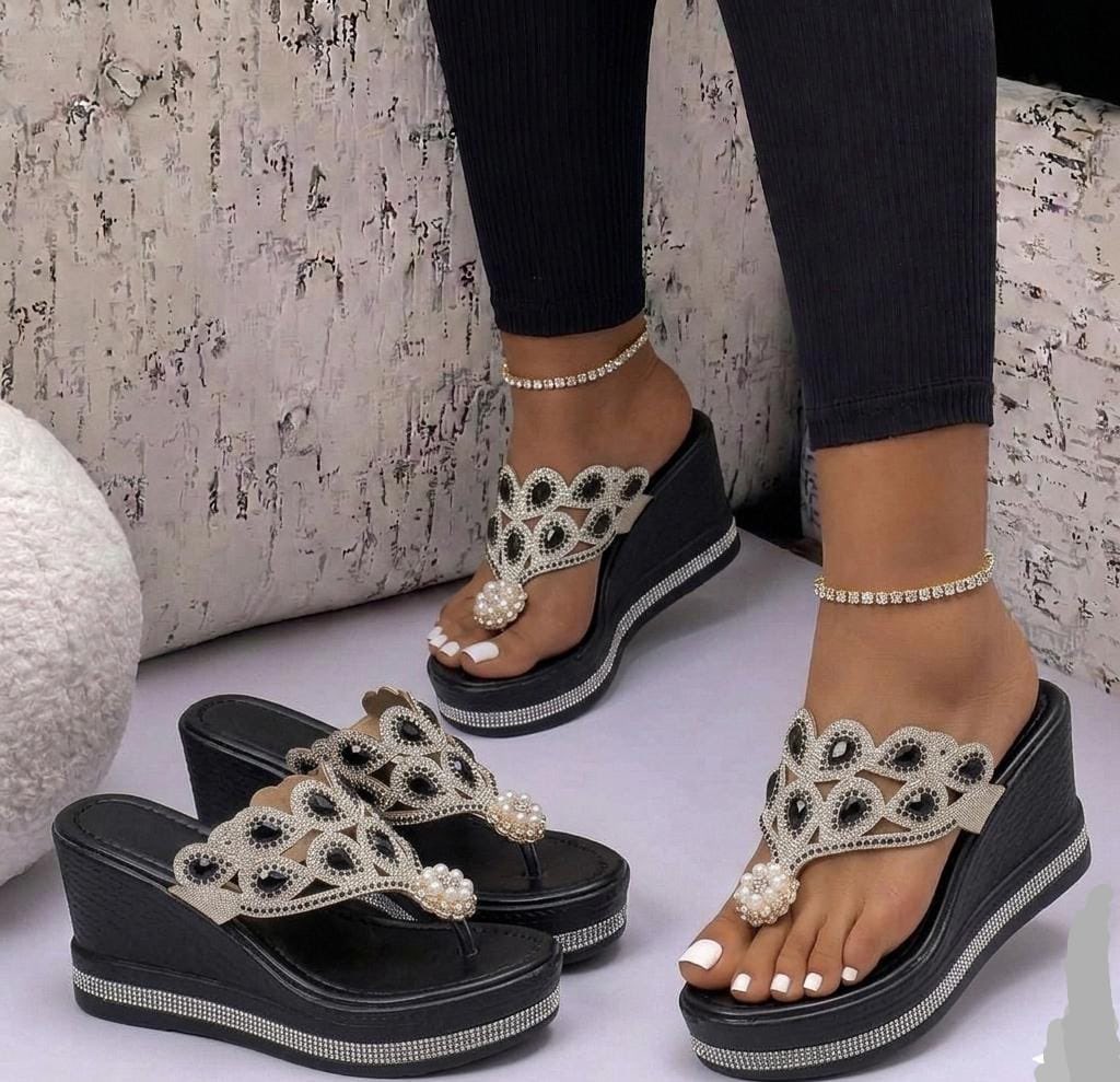 conflexenter_co's tweet photo. Size: 38 to 43
Price: #32,000
FOR QUICK AND CONVENIENT SHOP EXPERIENCE YOU CAN SHOP FROM OUR WEBSITE https://t.co/DlV6cL4Aq7

PAYMENT ON DELIVERY Lagos  only 
For inquiries and to place an order via WhatsApp send a message:

📞 09063276544
📞 09039856094 https://t.co/WalWGPBRI1