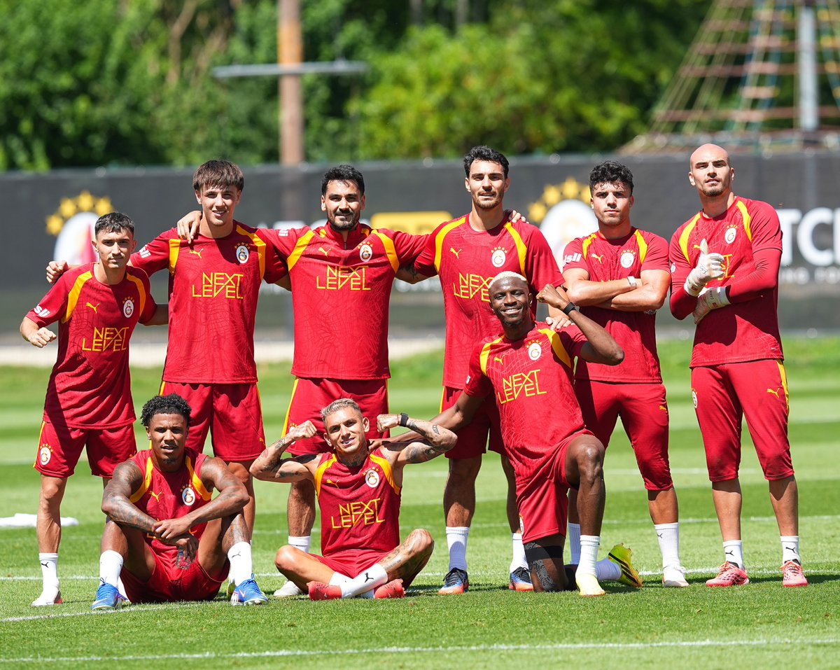 GalatasaraySK's tweet photo. 𝐊𝐚𝐳𝐚𝐧𝐚𝐧𝐥𝐚𝐫. 🙌 https://t.co/qYxnmBcKa9