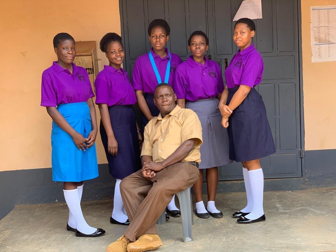 RctKawempe's tweet photo. We have been delighted to install the president of interact club of Emmanuel college kazo. #RotaryEyamba https://t.co/B1DS0mA5Z0