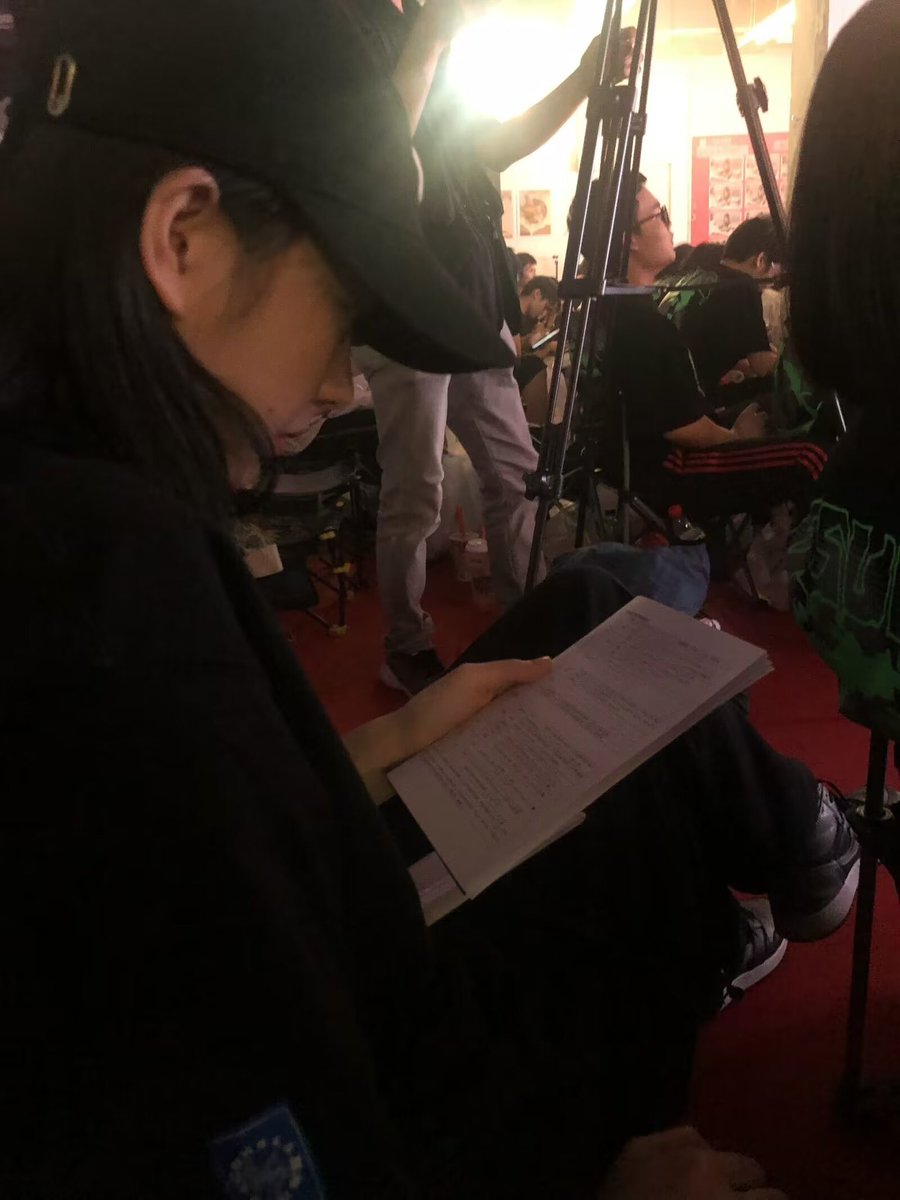Wendynnb8's tweet photo. #les 回到过去 https://t.co/tcEiJfxjEc
