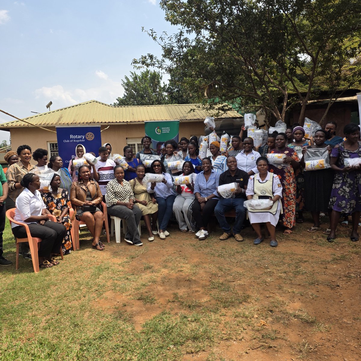 jjkariisa's tweet photo. Honored to accompany @Rotary_Bugolobi president Maggie Matovu at Kiswa Medical Hospital alongside members of the Rotary Club of Bugolobi! Together, we distributed Mama Kits to support Teenage mothers &amp; champion Maternal Health in our community. A deeply inspiring &amp;impactful day. https://t.co/kxWkc6xj3m