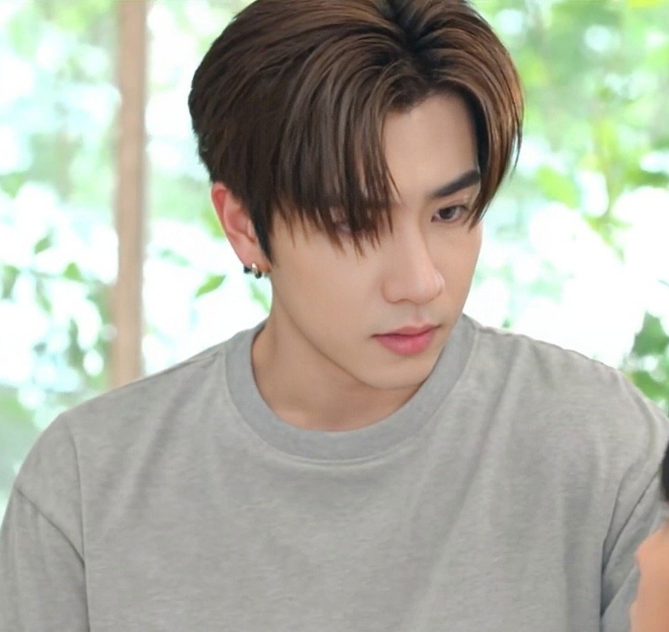 eronesusilovex's tweet photo. โทษนะ ใส่แค่เสื้อยืด หล่ออะไรกันจัง🥺🥺🥺🥺🥺🥺🥺🥺🥺🥺🥺
#PeachAndMeSeriesEP3 https://t.co/tv2c1GYSCX
