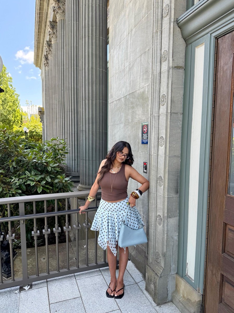 elfsackofficial's tweet photo. @styledbydyuvti proving that a bold summer dress outdoor logic wins every time. Polka dots and a sun-worn aesthetic for the girl who lived the season. Deal with it. https://t.co/6KPkYhQA6v