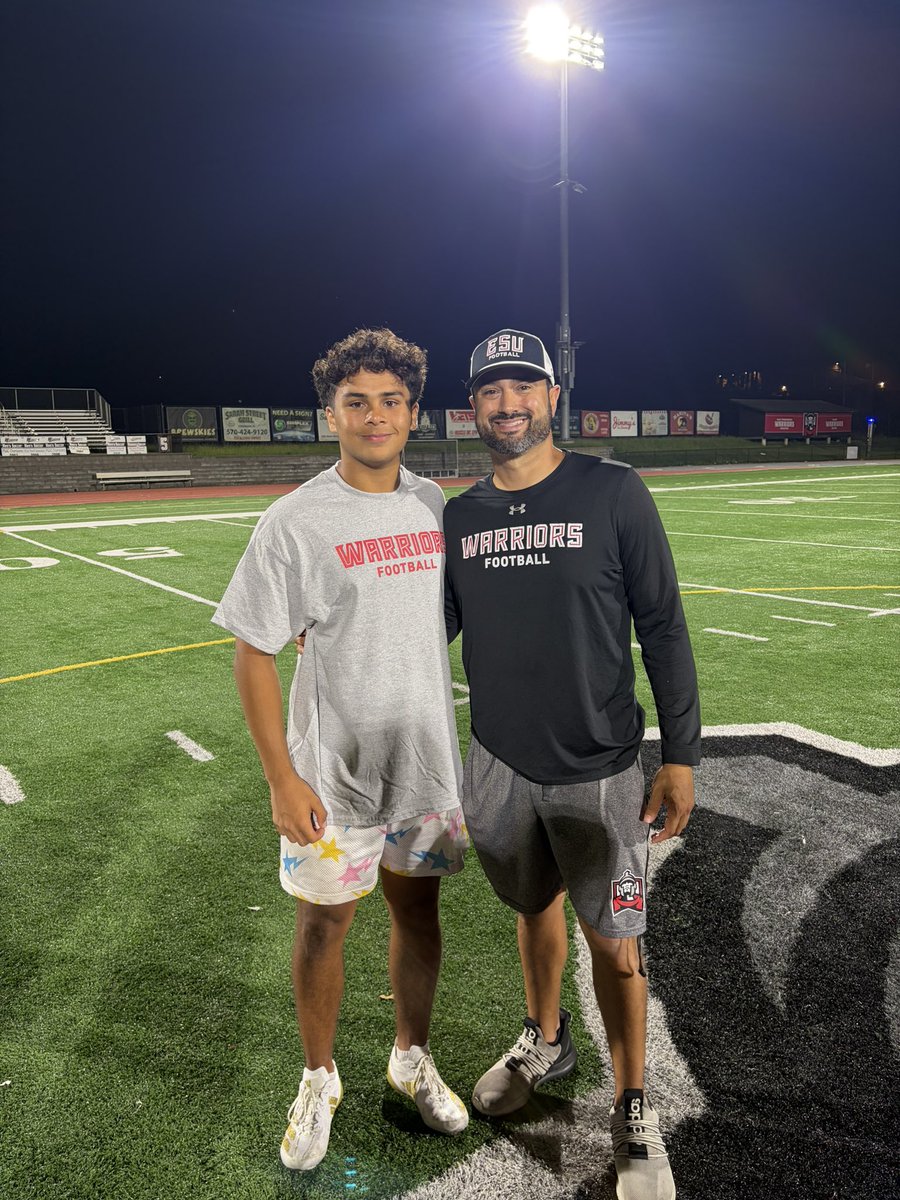 Willgonzalez26's tweet photo. I had an amazing time competing and working on my craft at the Friday Night Lights Camp at @ESU_Football. Thank you to the coaches for their time and instruction. I appreciate the opportunity to compete and learn.@realtbannerman @coachHags15 @coachlackey @Jimterwilliger @PRZcory https://t.co/tdGVRZZSEq