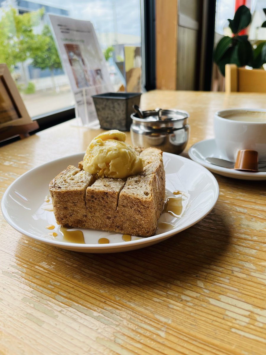 miro3663's tweet photo. 今日昼に食べたハニトー🍯
めちゃ美味かった https://t.co/OXR7B709Z5