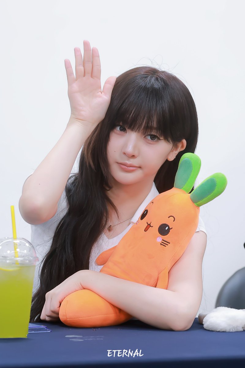 Eternal_0108's tweet photo. 260724 HQ

#tripleS #트리플에스 #Yeonji #곽연지 https://t.co/dnrznzXMpi