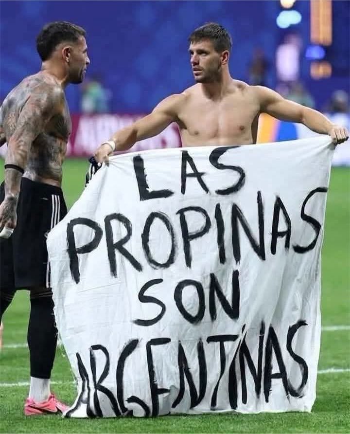 651alf's tweet photo. @Messias30_ @WinnaFC jajajaja https://t.co/lc3iTqtyMV