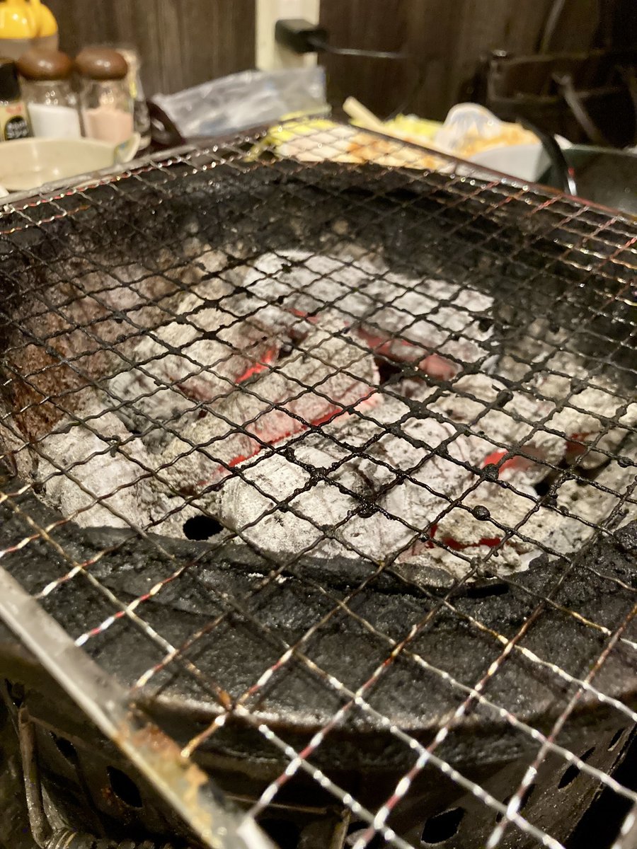 aokiakuma_dory's tweet photo. #目標達成祝勝会
#デススマイルズMBL1周達成記念

食欲が勝り写真撮れず💦 https://t.co/SnNXQE5DVm
