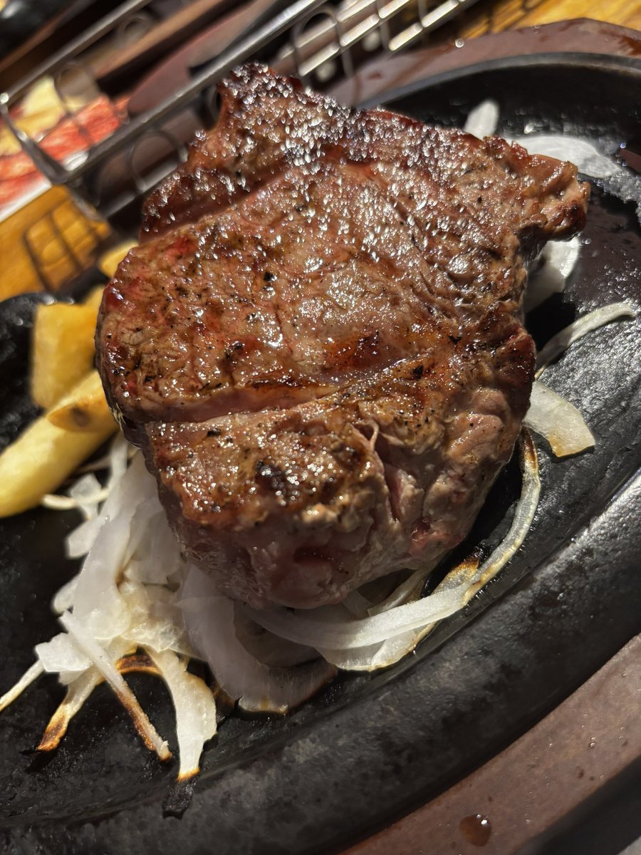 36Ske's tweet photo. アフターお肉連れてきてもらったウルトラハッピー❣️いっぱい食べた満足🥰✨✨✨ https://t.co/KgwGn1ILkI