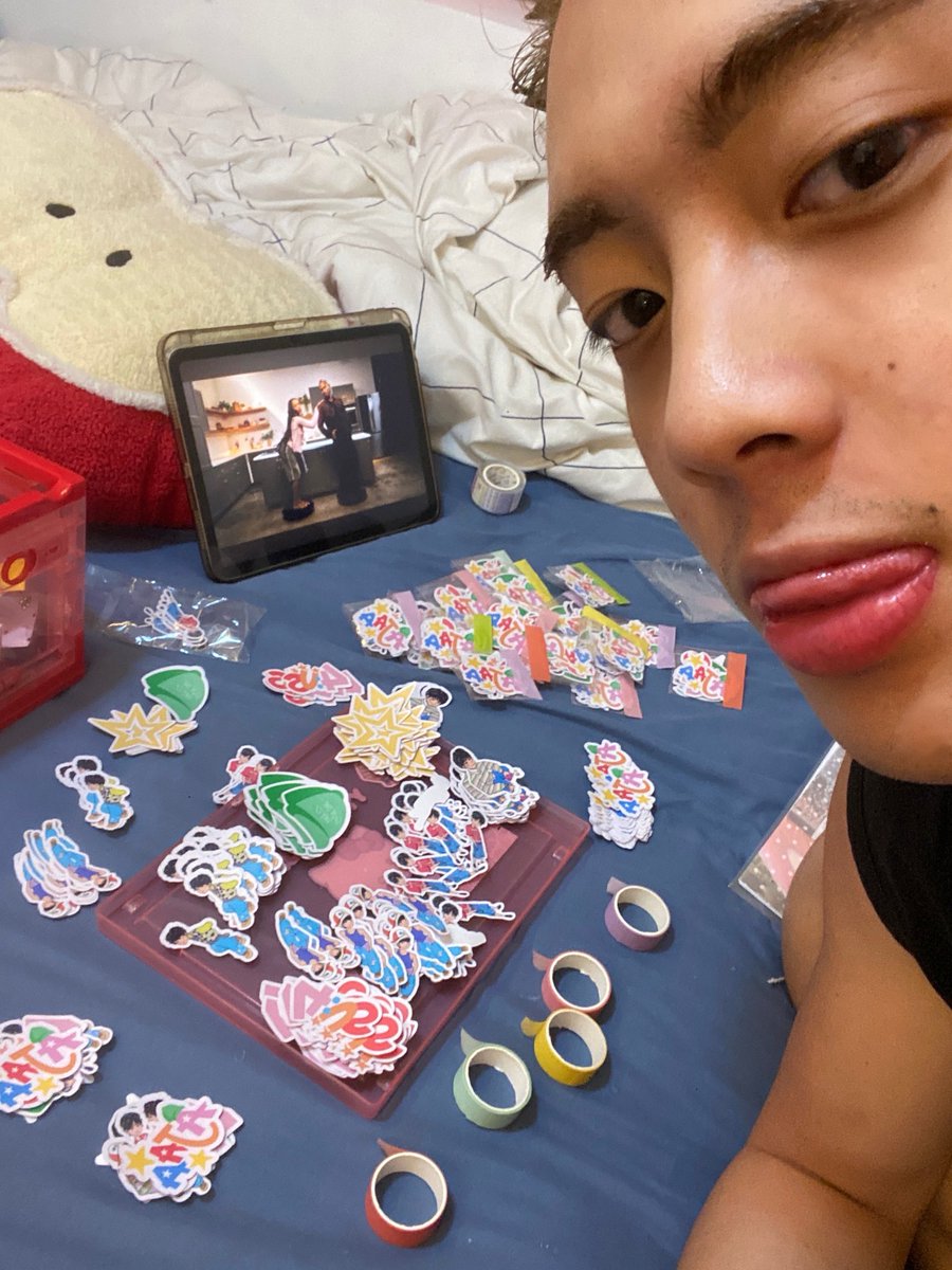 toothplate7_'s tweet photo. luv u and grateful for u guys, always 🫶🏻 thank u for all the love and laughs and tears and cheers !! so happy seeing u guys hearing what we have for u guys for the 1st timee. and to everyone who made this possible, thank u smm and to ajaa, luv u guys always ⭐️<33 https://t.co/W5mEnFpjU9