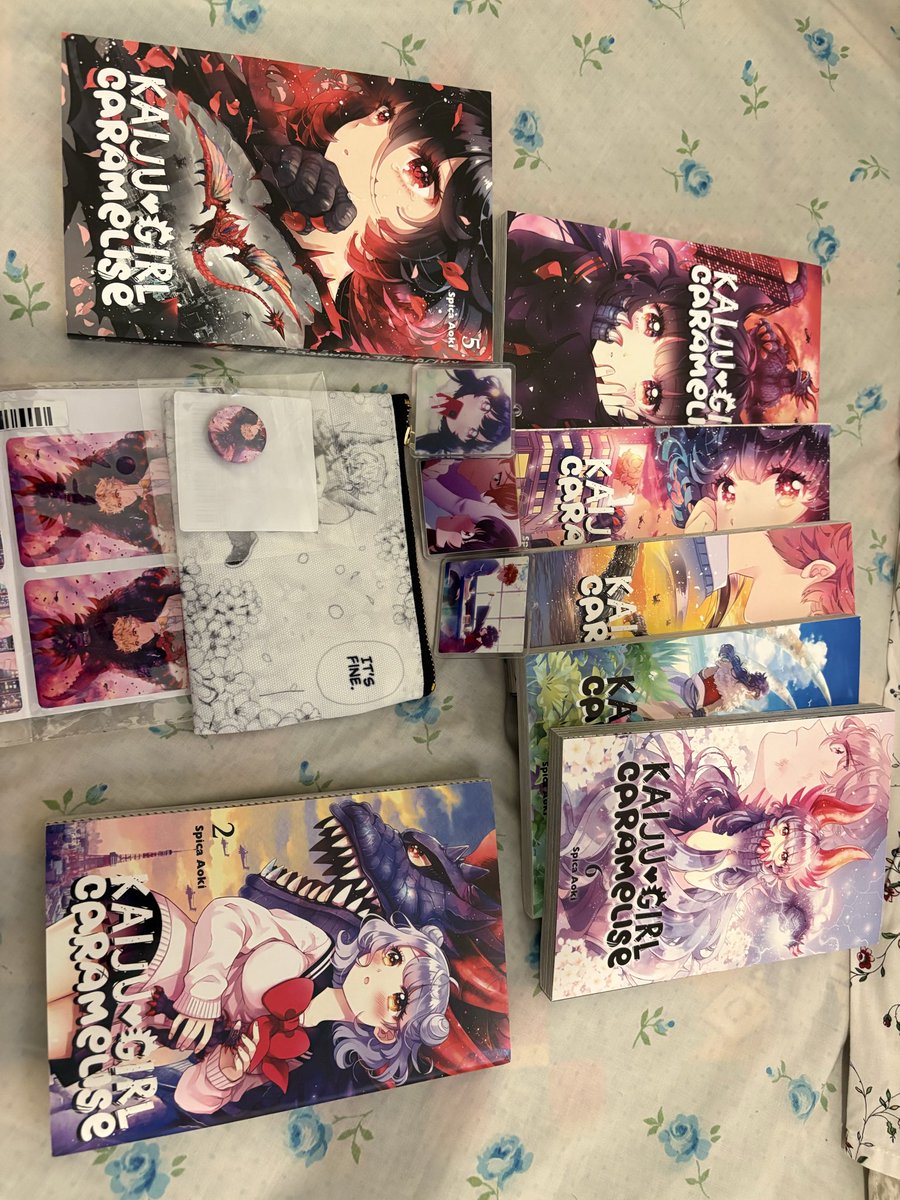 ayawag8's tweet photo. @nakiringo I keep purchasing cute custom things because I want to remember this manga / anime forever! it’s so adorable and I love your work 🥹 https://t.co/L9QnuIuPDz