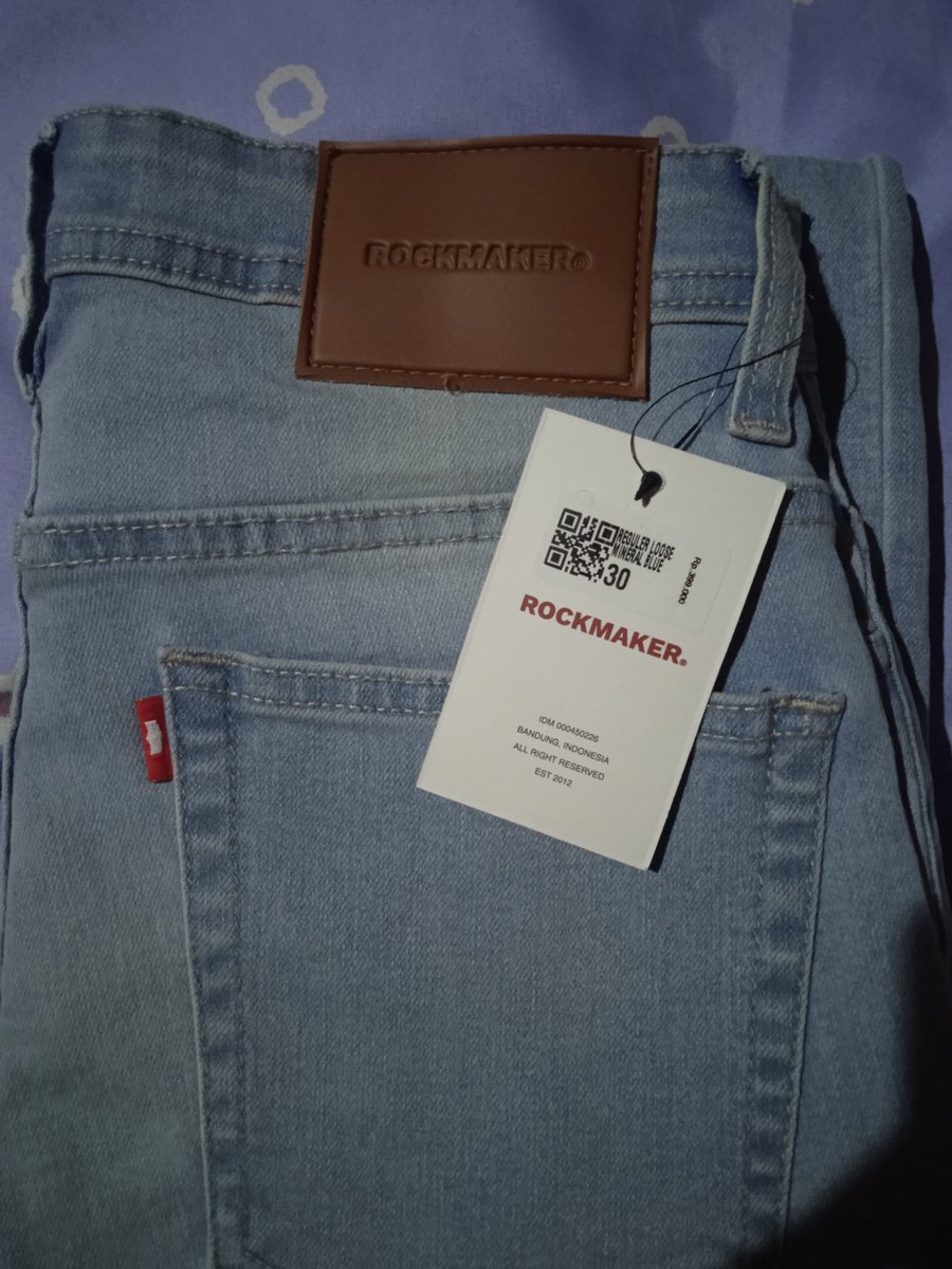 machacihh_'s tweet photo. wts Jeans Cowo ROKCMAKER mineral blue
New with tag ukuran 30
 💸150k nego tipis
 bisa buat kado cowo 

dm Semarang bisa 🍊 https://t.co/V6iaFW5T9y