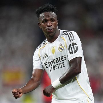 UTDbrims's tweet photo. 🗣️Vinícius Júnior.

C Ronaldo is my idol and inspiration I respect him a lot and that’s the reason why I won’t accept the move linking me to London club arsenal Fc, I would rather go to Manchester United where my goat started his journey and a club that have won European trophy. https://t.co/zSkz4dNSg7