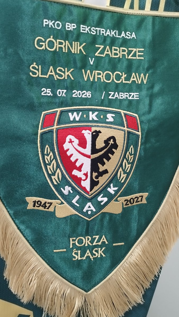 PProchowski's tweet photo. 📍 Zabrze, stadion im. Ernesta Pohla

Oficjalnie rozpoczynamy nowy sezon @SlaskWroclawPl 💪 🇮🇹 https://t.co/CBq0OcCSfc