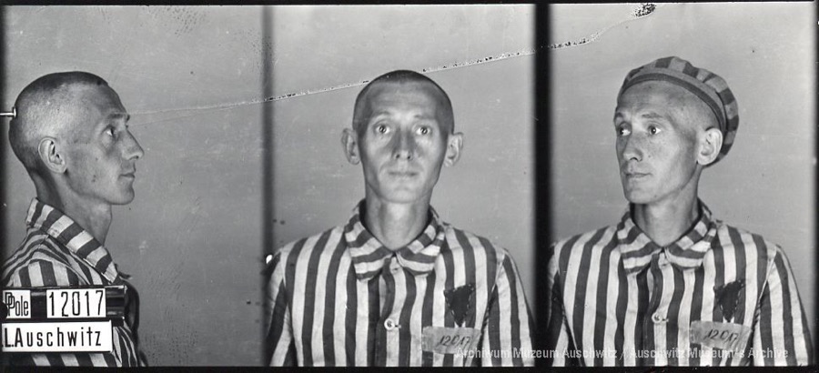 MuzeumAuschwitz's tweet photo. 25 lipca 1911 | W Krakowie urodził się Polak Edward Kwiatkowski. Fryzjer.

W #Auschwitz od 5 kwietnia 1941 r.
Nr 12017
Zginął w obozie 18 grudnia 1941 r. https://t.co/AOoZWUlBJA