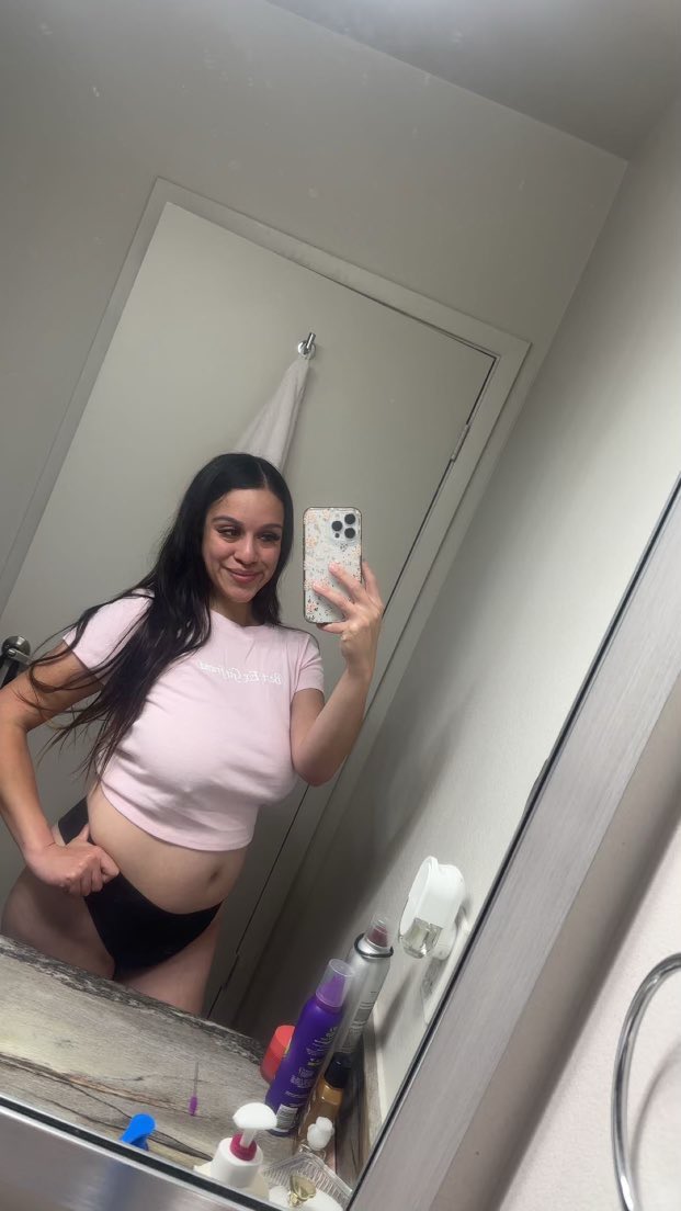 SmithJohnmuf's tweet photo. I do sell content if anyone is interested 👀 first pics are just a tease 18+

#wankchat #latina #nsfw https://t.co/zlPIyQqW3T