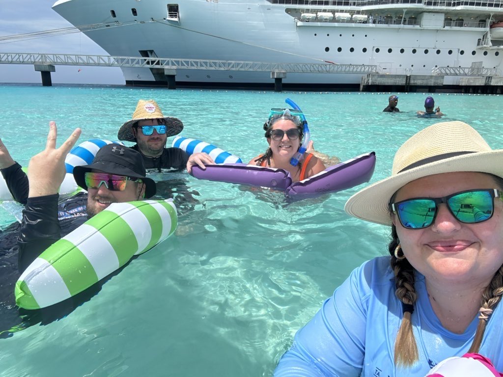 Spooky Scary Ashley 👻🎃 tweet media