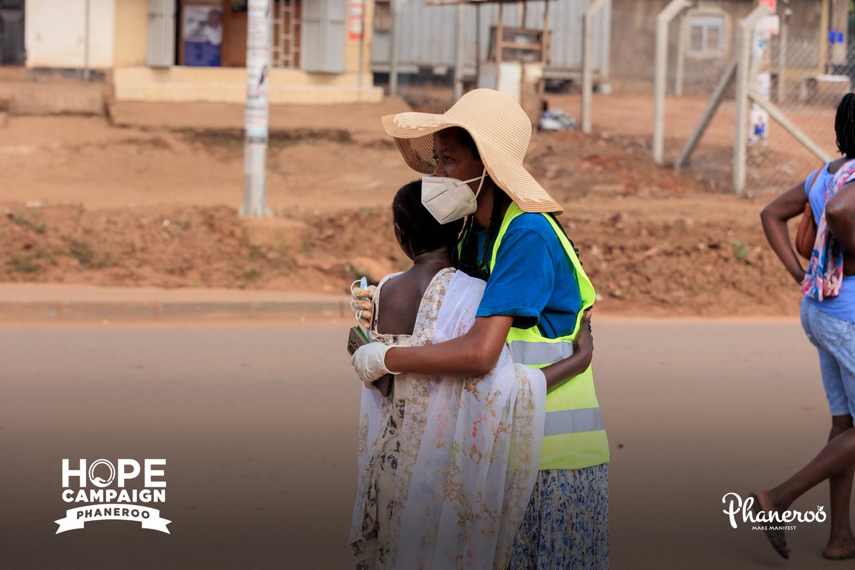 Phanerookampala's tweet photo. Together in faith, together in service. United in purpose. 

~ HOPE Campaign Community Outreach 

#PhanerooAt12
#HopeCampaignCommunityCleanup https://t.co/8aXJCG12WG