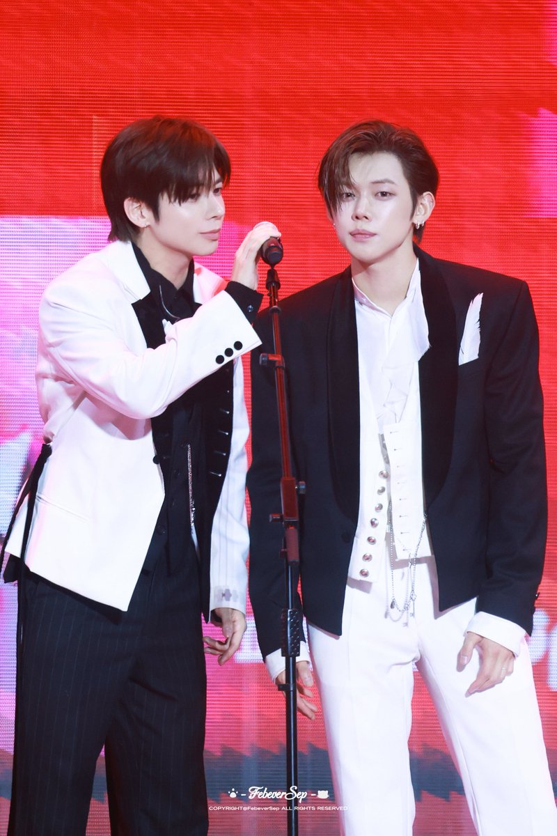 FebeverSep's tweet photo. 260725 🎉

#연준 #YEONJUN #태현 #TAEHYUN
#TOMORROW_X_TOGETHER #투바투 #냥냥즈 https://t.co/b8bRVqVizm