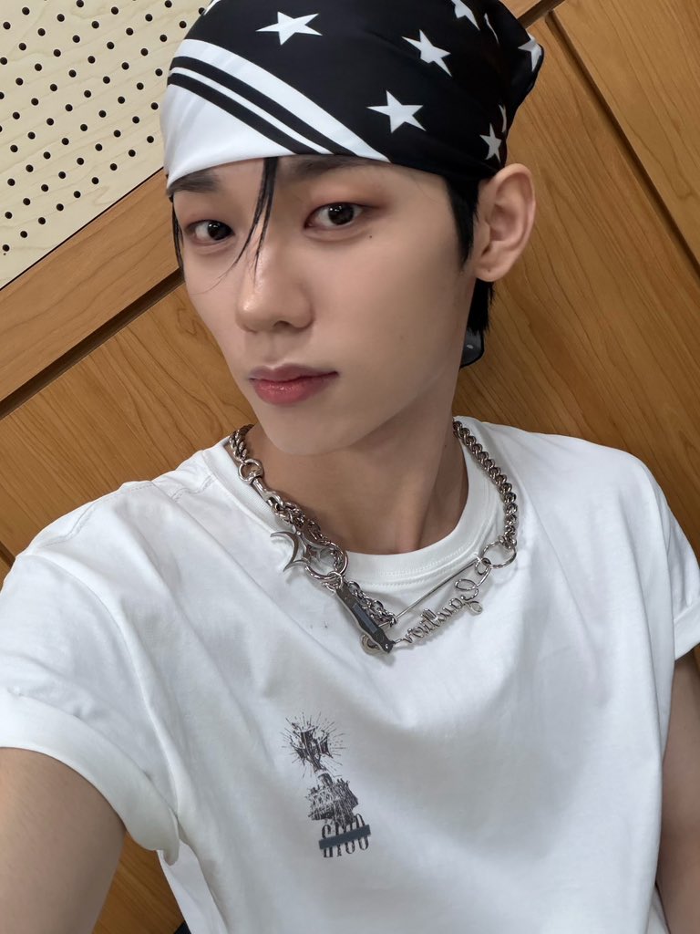 EVNNE_official's tweet photo. 이정 In 보령🕺🪩

#EVNNE #이븐
#이정현 #LEEJEONGHYEON https://t.co/0b7PN08opd