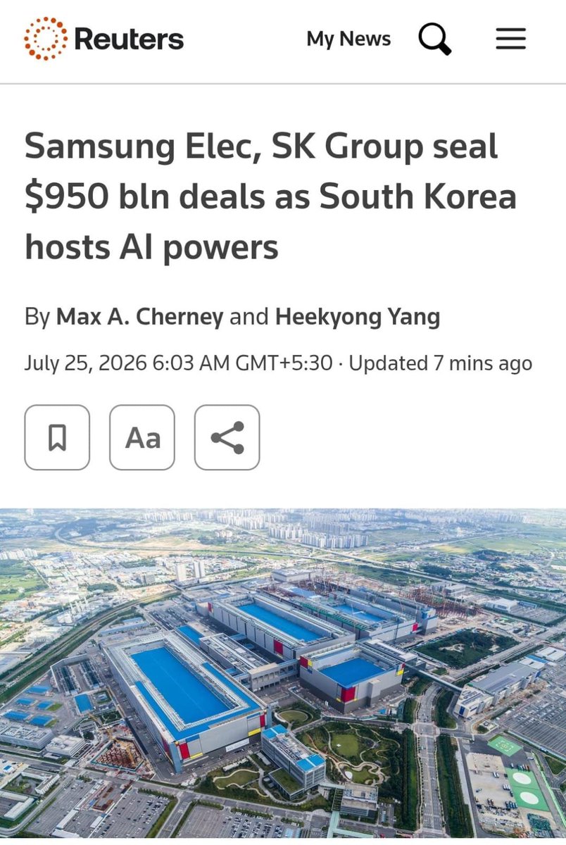 NothingLinear01's tweet photo. #Samsung and #SKGroup have announced nearly $950B in AI partnerships

AI leaders are locking in long-term High Bandwidth Memory (HBM) supply, reserving manufacturing capacity years in advance.

That says a lot about where AI infrastructure demand is headed🧵

#AI #Semiconductors https://t.co/iVZetzJH9a