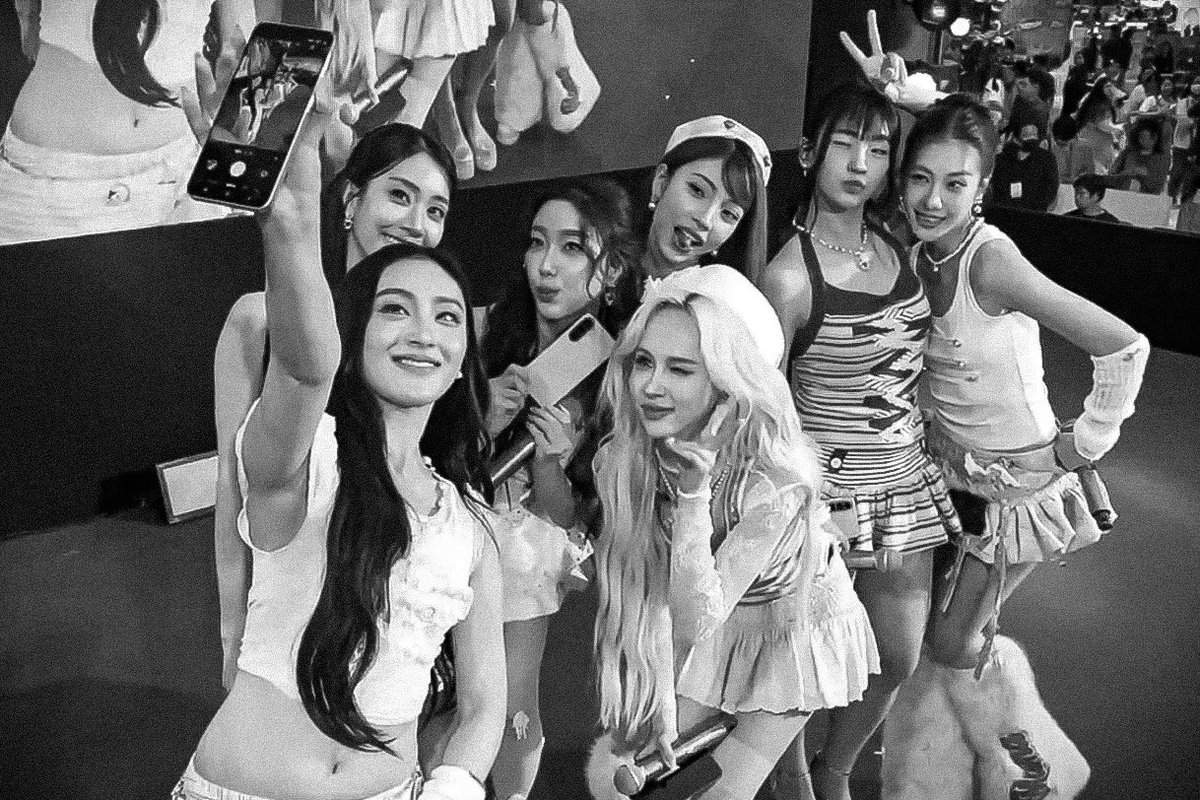 cloche_ss's tweet photo. Ruk krub 🖤🤏🏻 https://t.co/xfyvZivyid