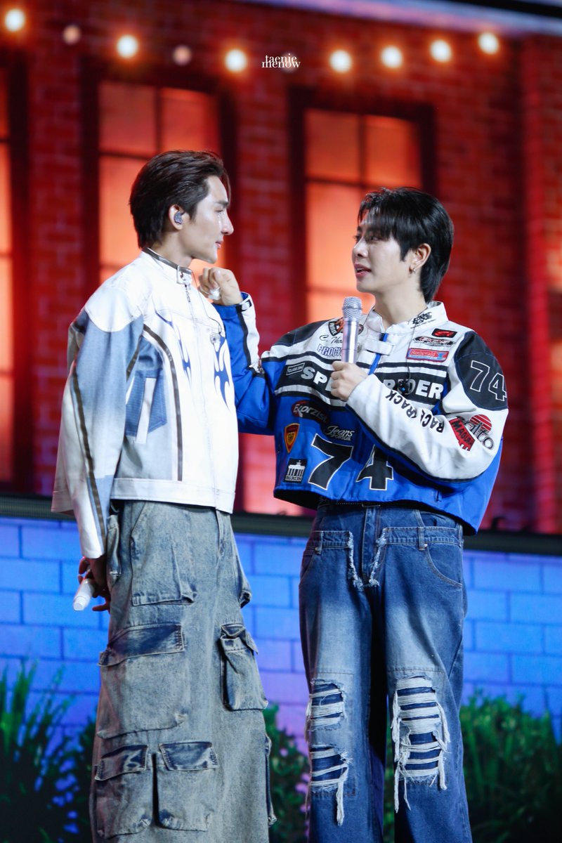 taeniemenow's tweet photo. “ผมรักคุณ ผมรักคุณมาก ไม่ว่าจะสถานะไหนก็ตาม”
                             - จากมิกซ์ถึงพี่เอิร์ท -

EMBPFK CLOSE FRIENDS PARTY 
#FFFPartyConcert2026D1 #เอิร์ทมิกซ์ https://t.co/6DlPwLHfZo