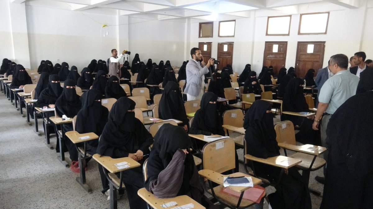 alsofy8686's tweet photo. تدشين اختبارات القبول والمفاضلة في كلية الطب بجامعة حجة
السبت، 11 صفر 1448هـ الموافق 25 يوليو 2026 الساعة 16:35:23

حجة - سبأ:

دشن محافظ حجة هلال الصوفي ورئيس جامعة حجة الدكتور طه الحمزي، اليوم،

يتبع على الرابط https://t.co/VvxqJTKX5k https://t.co/Qju5MWGEWm