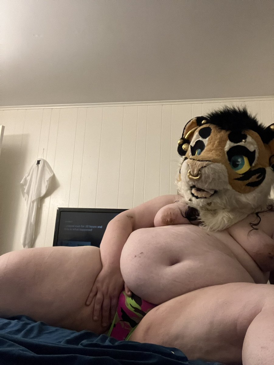 WolfiePuppyAD's tweet photo. Good morning! I’m waiting for you~
#bbw #murrsuit #murrsuiter #tiger #fursuit #t4t #realnsfw #irlnsfw #nsfwtwtًً #nsfw #nsfwtwt #spicyworker #fat #belly #fatfur #feedee #findom #tboy #ftm #tgirl #trans #transnsfw #petplay #humanpet https://t.co/EUBkQgiPrr