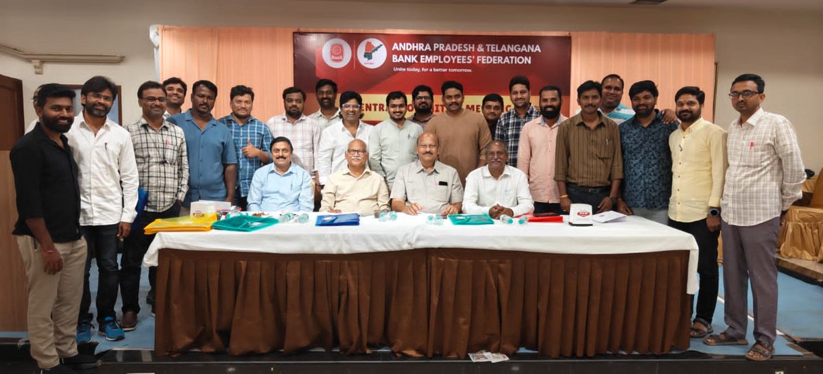 SumaLat83567137's tweet photo. AP&amp;TBEF Youth Council Members ⭐ https://t.co/QUmnlpJFva