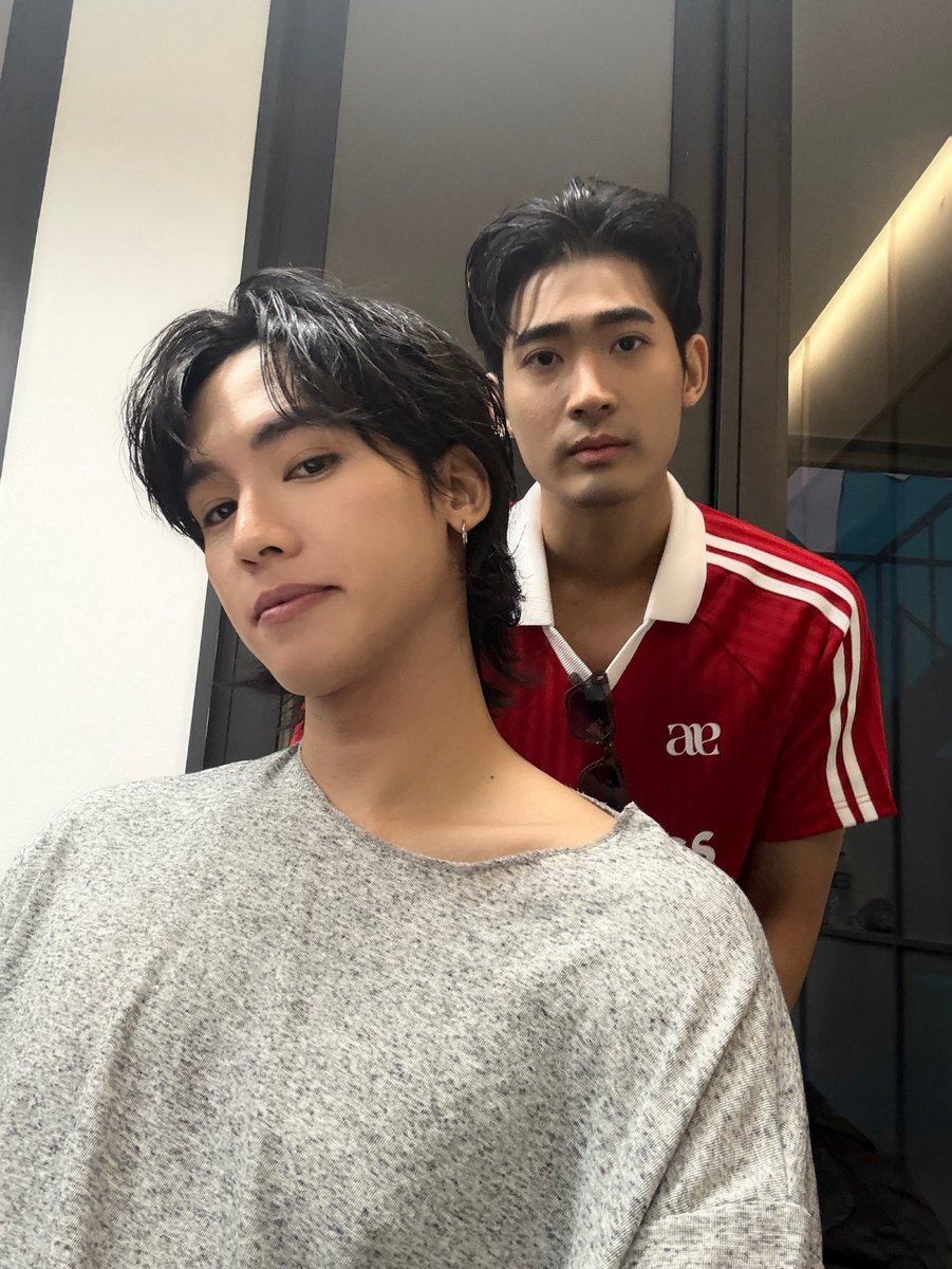 Fluke_pongsapat's tweet photo. พี่เจมส์คนดีมาละครับ 😀
#MySecretBoyfriends
#แฟนลับครับผม
#FlukePongsapat #JuniorFluke https://t.co/gjMLXb69Q4