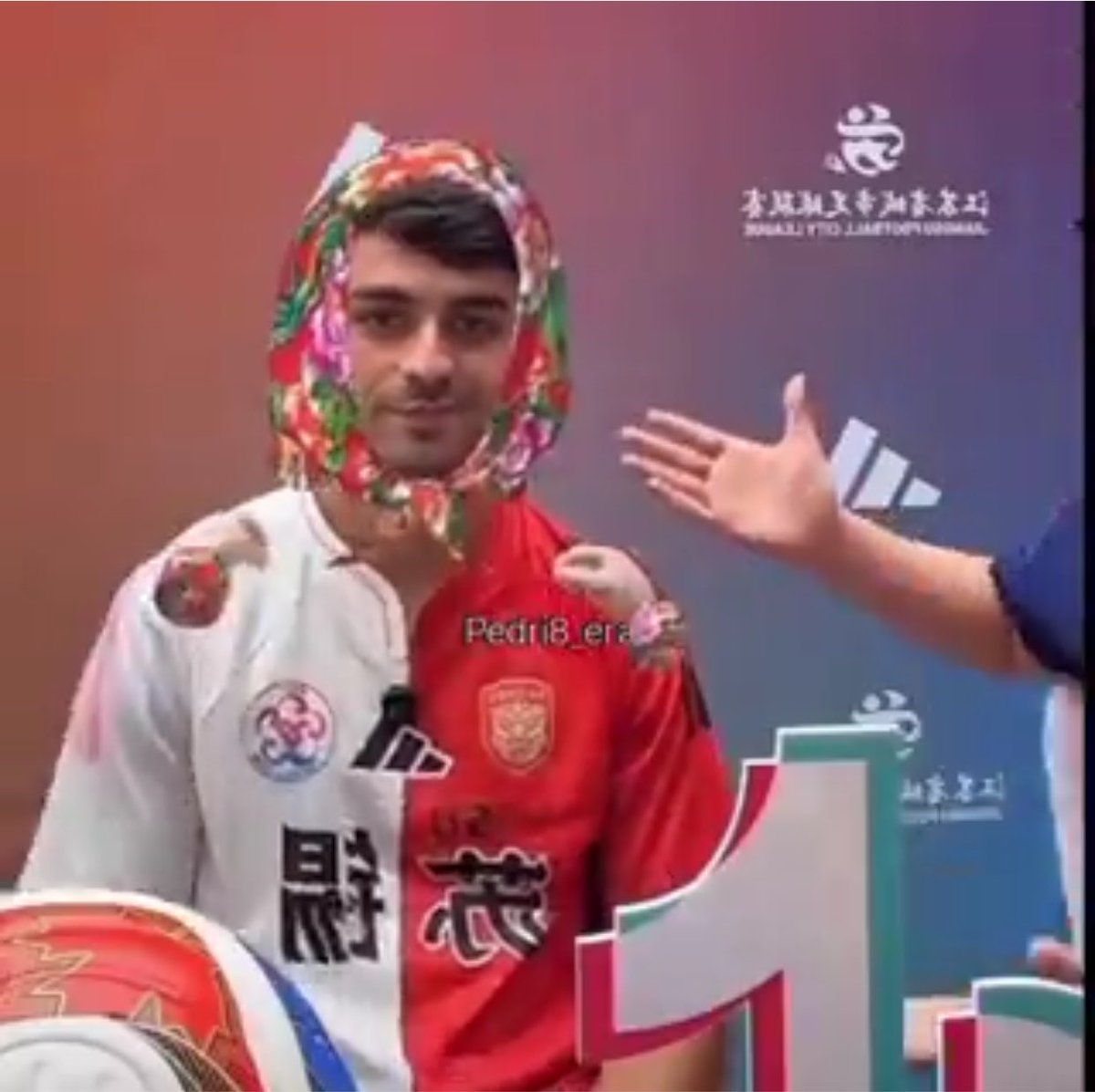 0xisahar0w's tweet photo. He’s just a pookie helpp https://t.co/T6Ul8Mzu04