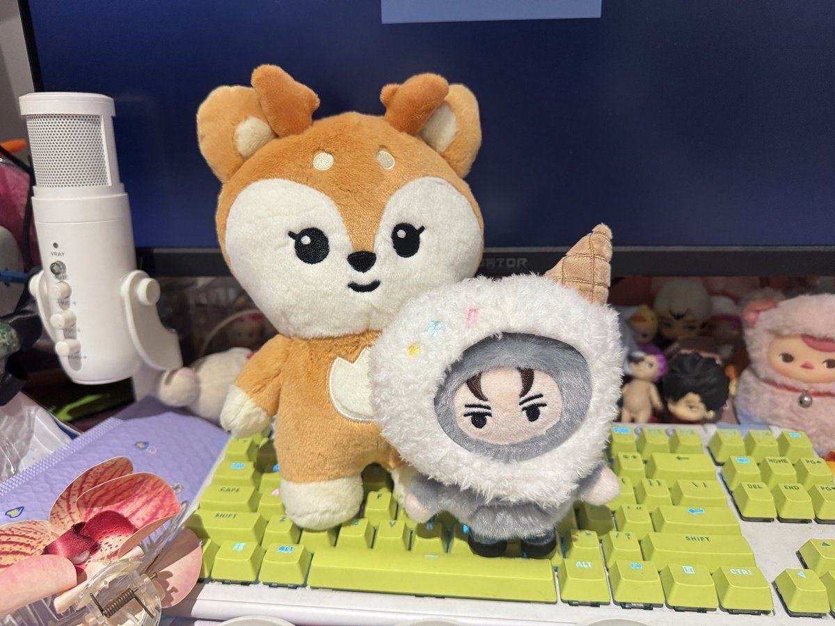 4HHU_'s tweet photo. big girl shumi &amp; smol nonver !!!!!! APAKA CUTE T ____ T https://t.co/6tCi1mTRkb