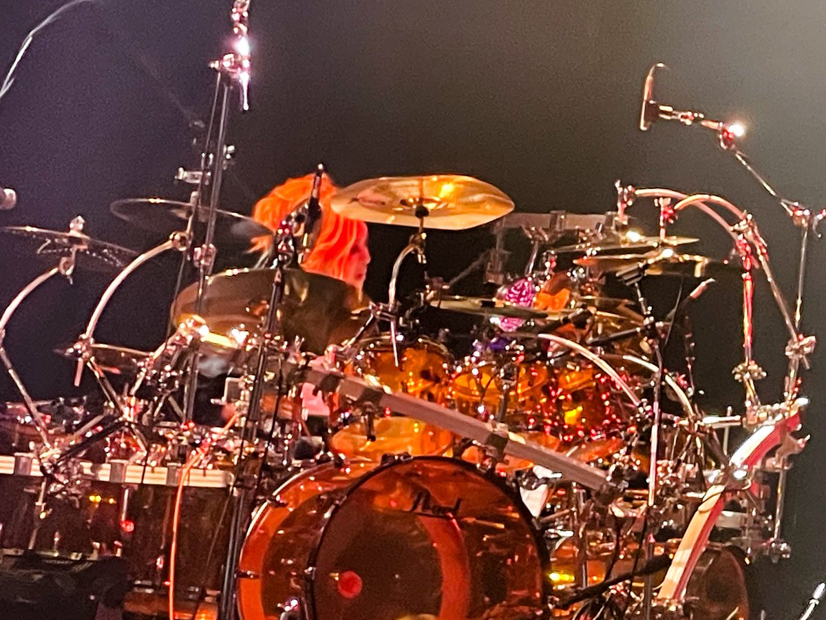 monocrysta's tweet photo. 2026.7.25
LUNASEA 松戸森のホール

今回はスレシでした！最後は淳士さん！最後の決めの部分のパワーがすごい‼️そして超ドラムを楽しんで叩いてる‼️LUNA SEAを楽しんでる！最高にかっこいいんです！カッコ良すぎます！

#LUNASEA
#LUNAPIC 
#淳士 https://t.co/4PPmyxSiTm