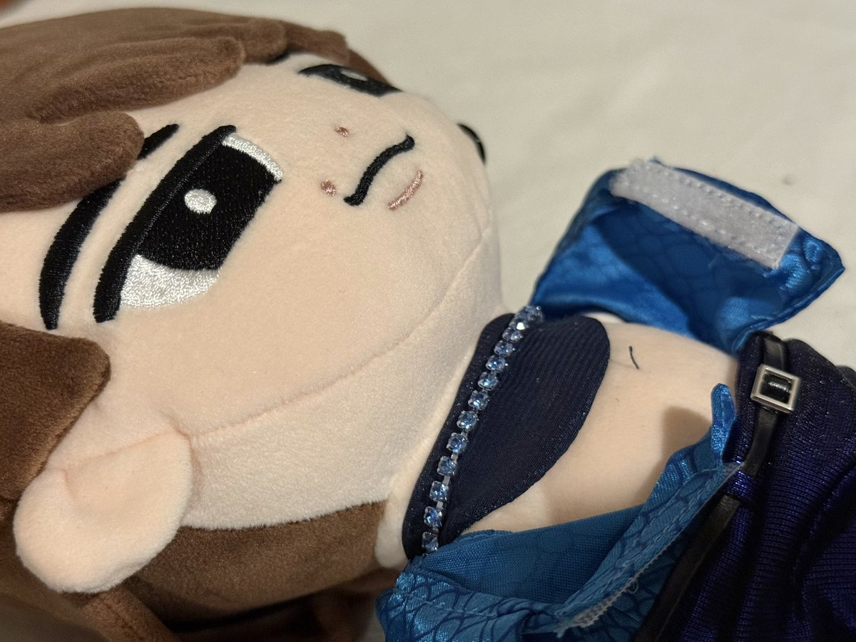 honeybeekm621's tweet photo. しょっぴーのボディってフリーザって聞いてたんですけど胸毛1本そそり立ってましたSBC通わせないと……… https://t.co/hqzViyyXAT