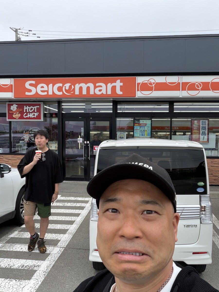 coolpoko_ono's tweet photo. 男は黙って、セイコーマート。 https://t.co/tY1JTFHDLW