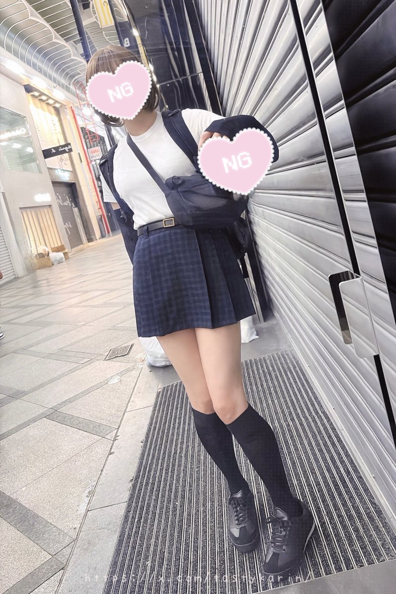 tastykarin's tweet photo. 初めまして!(久しぶり!)🍭

大阪生まれ大阪育ちの男の娘です🎀
心斎橋の商店街に鏡があったから撮ってみました✌️

ところで最近AI画像増えすぎですよね💦
うちはこの暑さで夜しか出られないし汗もかいちゃう超リアルです✨

こういうことわざわざ書くと逆に怪しい?笑
よかったら過去ポストも見てね〜🫶 https://t.co/G7es4GUgt1