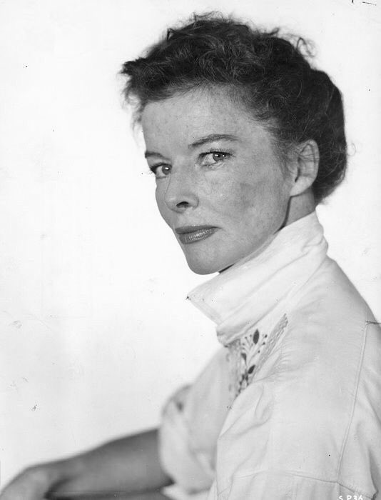 heparchive's tweet photo. katharine hepburn publicity portrait for Summertime (1955) https://t.co/XLD36U411T