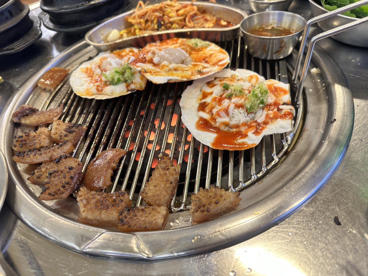 DDon3725's tweet photo. 냠냠 쩝쩝 https://t.co/aD3J1fXfyg
