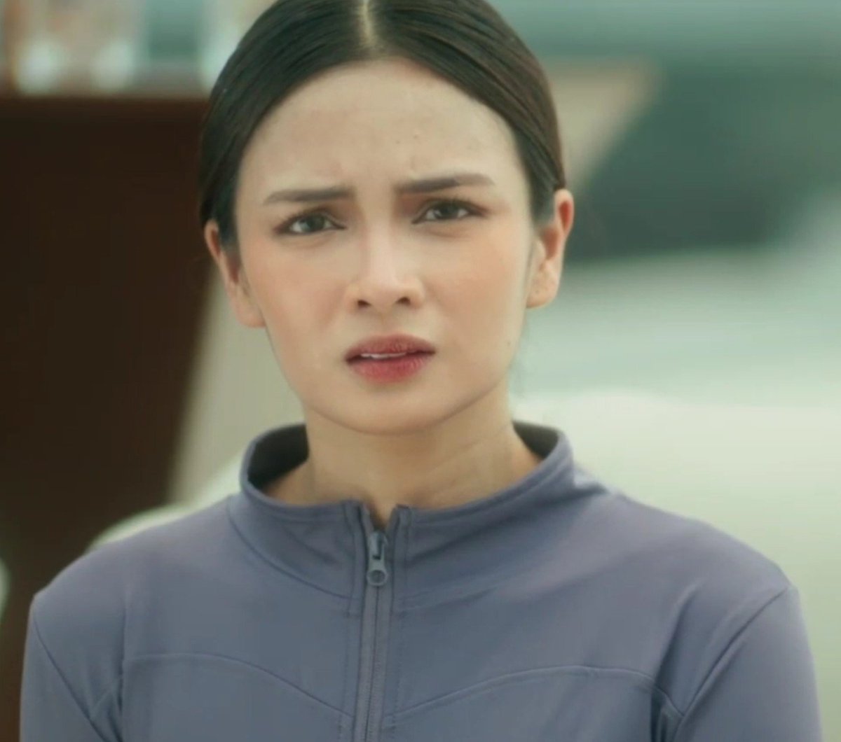 izechichi143's tweet photo. grabe si rhen. sobrang ganda pa den kahit confused, umiiyak at galit😭🫶🏻😌🫠 naol Rhen Escaño
#MHIAMB #RhenEscaño #Rhen https://t.co/Z6mNS7y0Um
