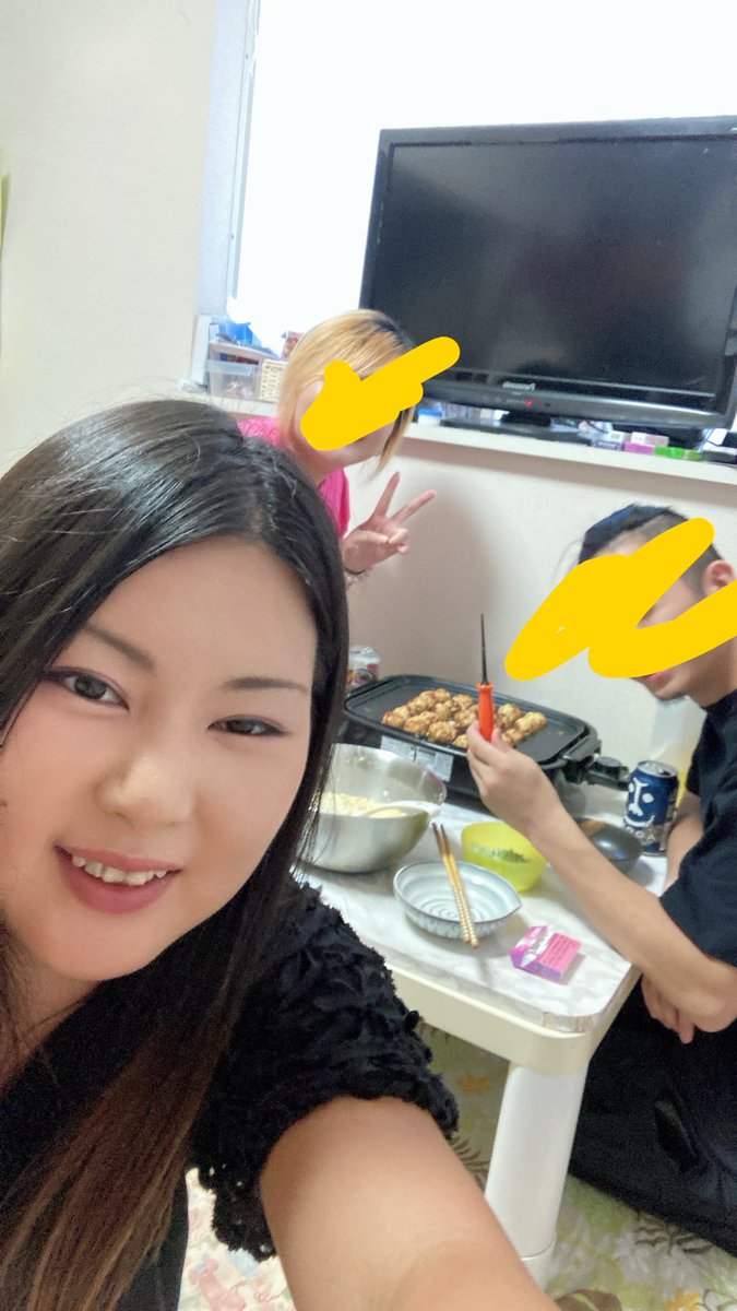 cyi0726's tweet photo. タコパしたよ🐙
楽しい😃 https://t.co/OeJKpWQvMs