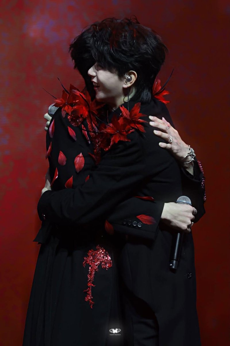 loventjs's tweet photo. Wow

#IntertwinedByFateToAyLio
#AylioxIntertwinedbyfate
#aylio https://t.co/2GW9X48hC4