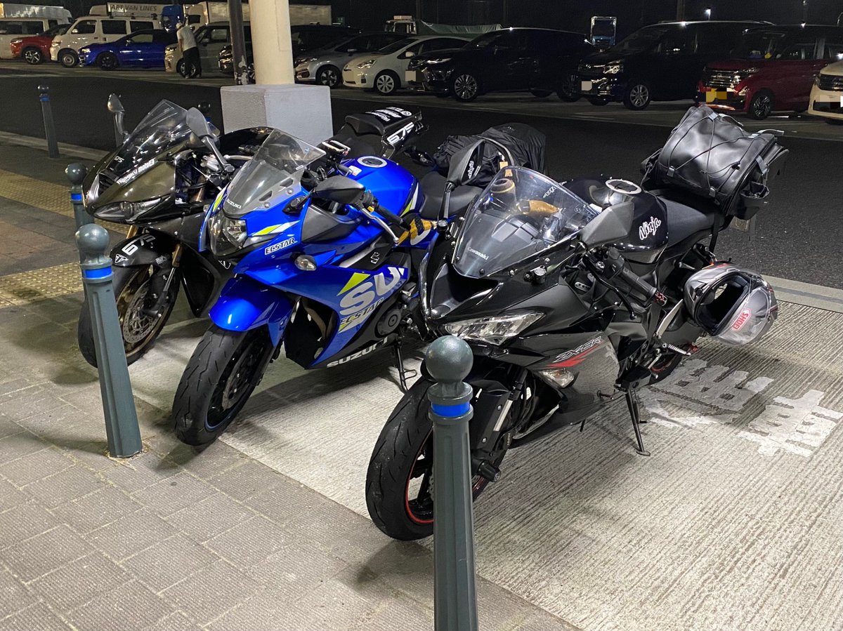 SoftCandy_'s tweet photo. おバイクおひさ〜〜🏍️💨💨 https://t.co/FRTqmBqXuh