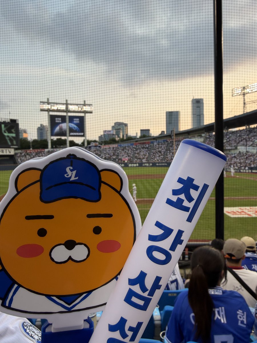 gasonitt's tweet photo. ㅈㄴ 꾸이찌 ㅋㅋ 🫰🫰 https://t.co/xDRKLSk289
