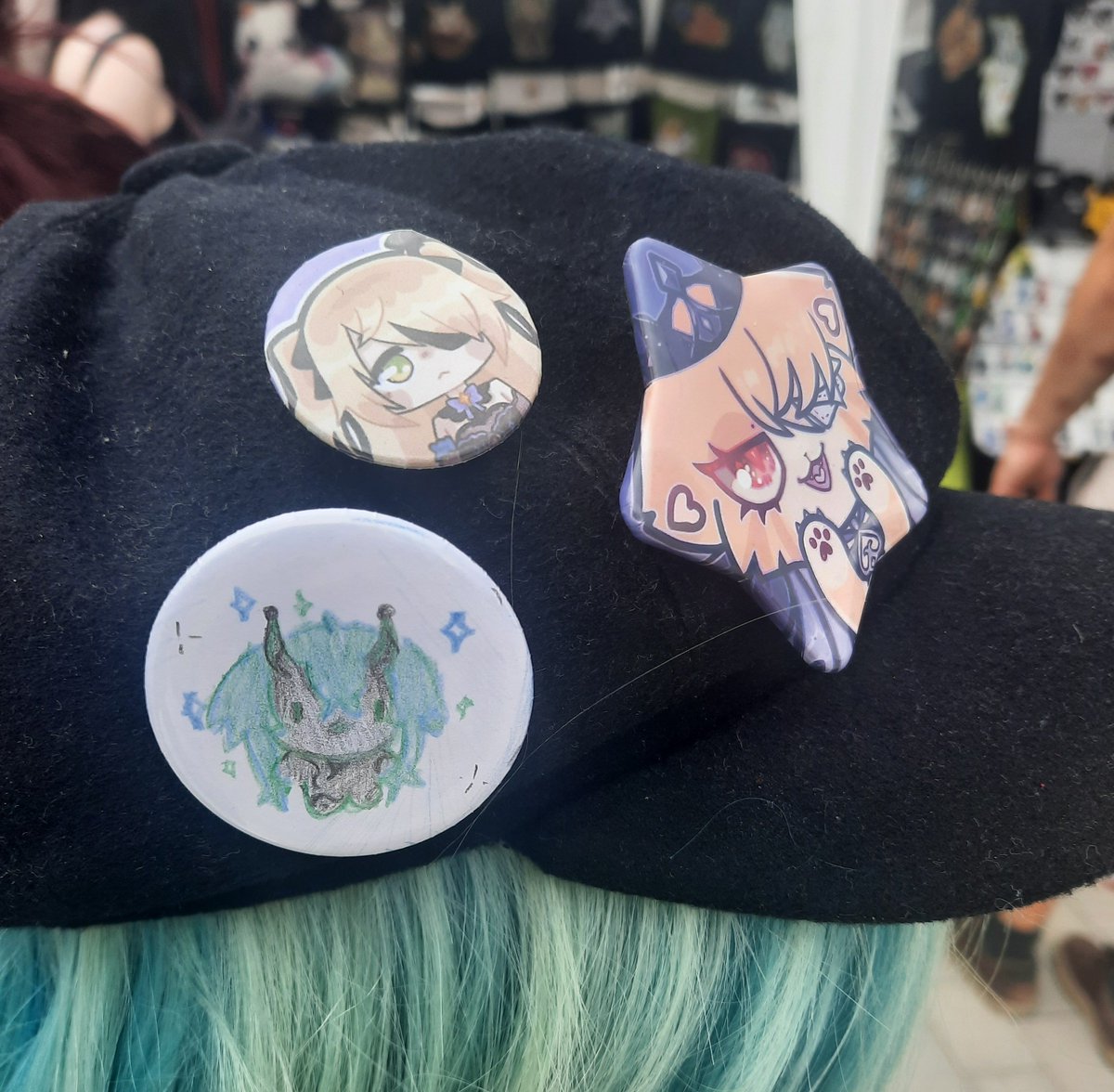 AttiePanda's tweet photo. Närcon with @Lochslug !! https://t.co/jLSBtNZH8b