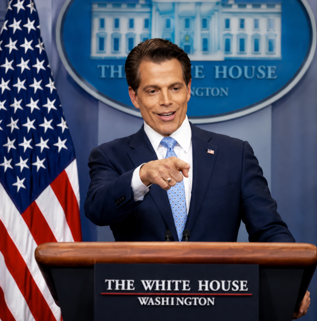 coinbureau's tweet photo. JUST IN: Anthony Scaramucci says if the CLARITY Act doesn't reach the Senate floor before recess, it "dies a brutal death."

The SkyBridge Capital founder warns crypto firms will continue building offshore if the bill fails. https://t.co/xbdzbC5Q8d
